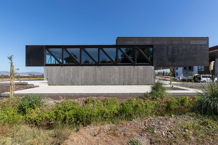 Учебный центр Campus Los Niches / Carreño Sartori Arquitectos - Экстерьерная фотография