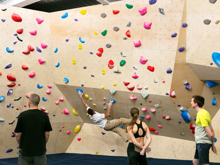 Rise Climbing / IDK - Фотография интерьера