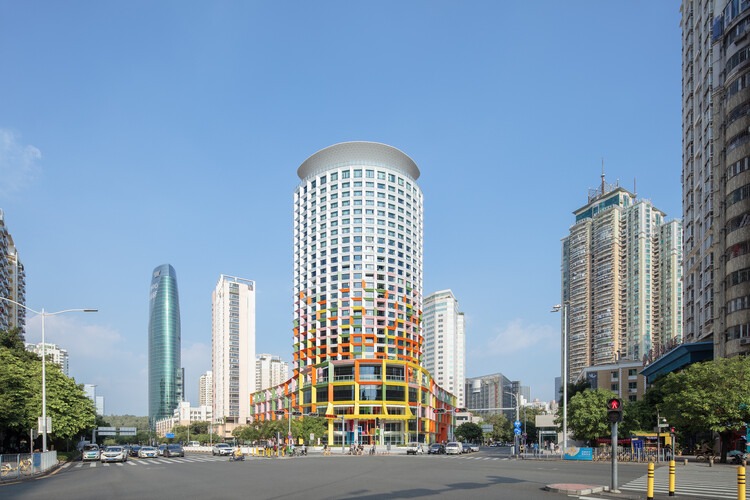 5 знаковых архитектурных проектов, завершенных в 2023 году с участием MVRDV, OMA, Snøhetta, Studio Gang и Zaha Hadid Architects – изображение 6 из 7