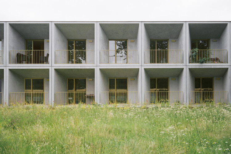 ESID BCC Housing / Faye Architectes & Associes – Экстерьерная фотография, окна, фасад