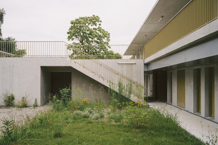 ESID BCC Housing / Faye Architectes & Associes – Экстерьерная фотография, фасад, бетон