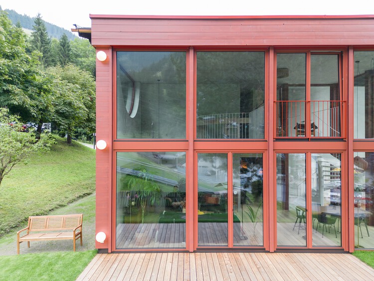 House Schmitten / Steiner Architecture - Фотография интерьера, окна, двери, фасад