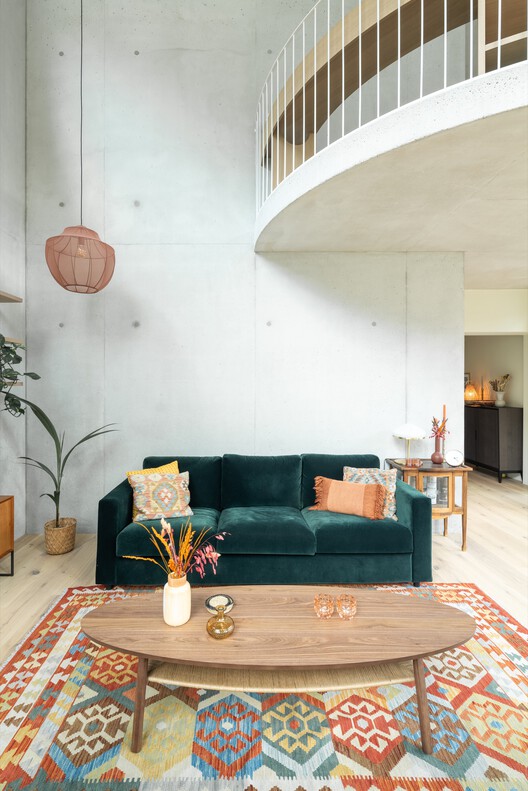 House Schmitten / Steiner Architecture — Фотография интерьера, гостиная