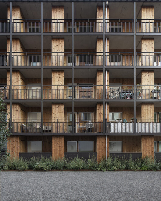 Жилой Комплекс Солхагапаркен / Murman Arkitekter - Фотография Экстерьера, Окна, Кирпич, Фасад, Балкон