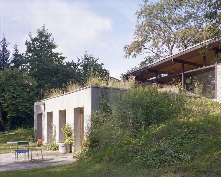 Kelleveld House / MAMOUT + Stephanie Willocx - Фотография Экстерьера, Скамейка, Сад