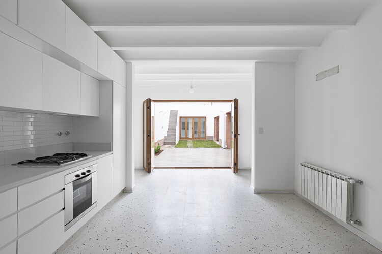 Casa Aguas Buenas / Ignacio Szulman arquitecto - Фотография интерьера, кухня, столешница, раковина