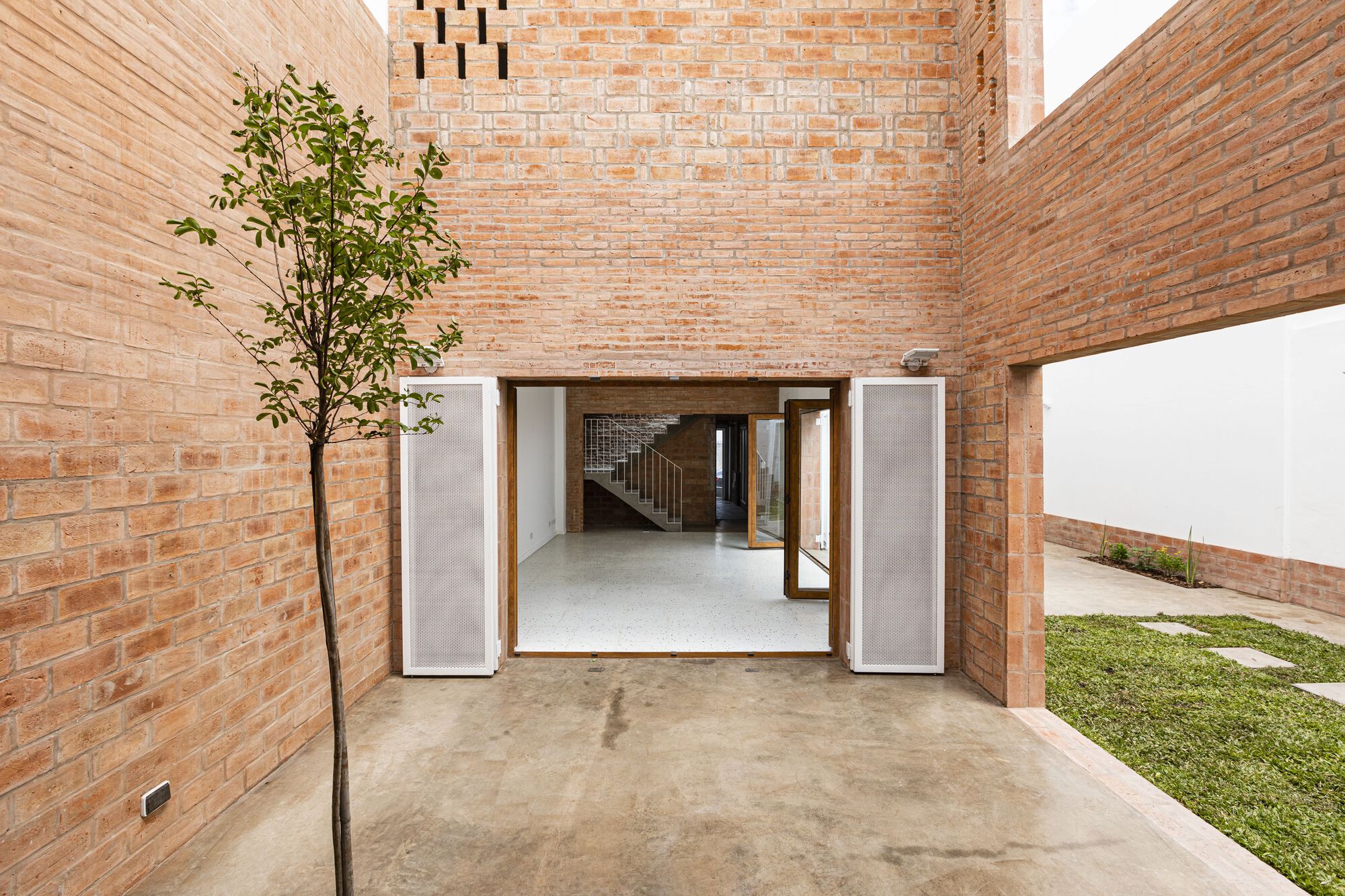 Casa Aguas Buenas / Архитектор Игнасио Шульмана