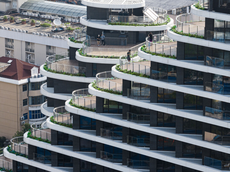 K. Wah Riverside E18 Residence / EID Arch + Shanghai Tianhua Architectural Design + Aedas - Окна, городской пейзаж, фасад