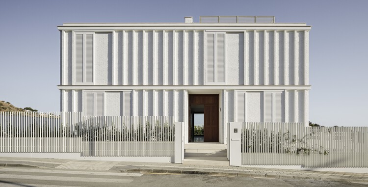 AC House / Marina Uno Arquitectos - Фотография экстерьера, фасад, окна
