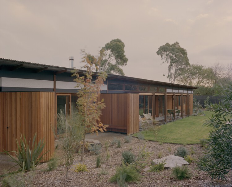 Stumpy Gully House / markowitzdesign + Stavrias Architecture — Экстерьерная фотография, фасад
