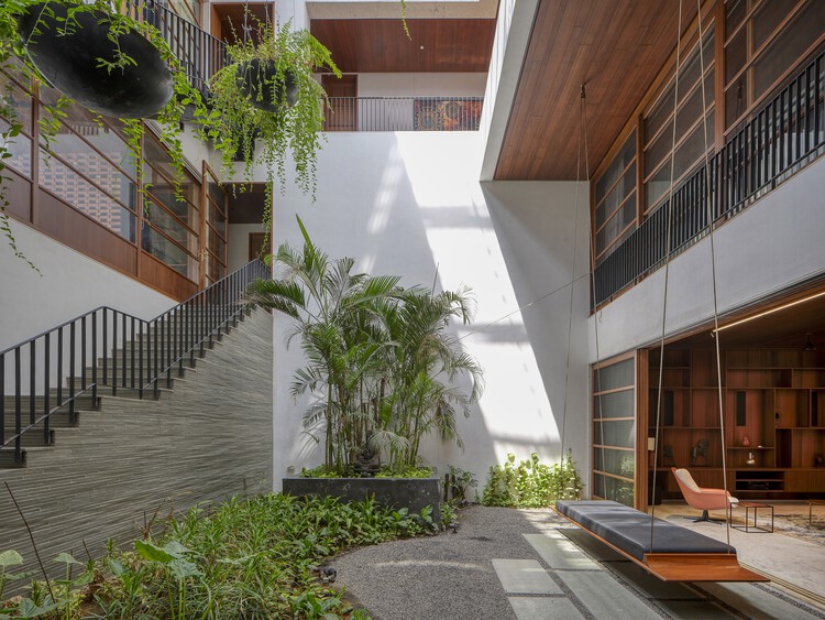 Ishtika House / SPASM Design Architects - Фотография интерьера, фасада
