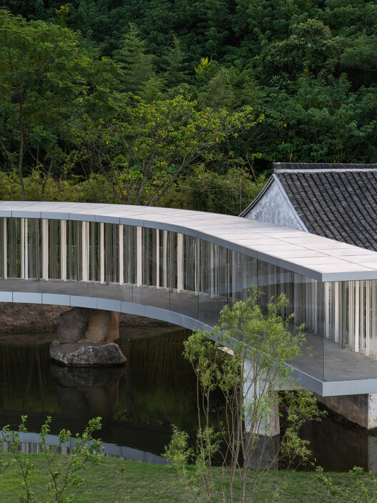 Чайхана на берегу озера / Domain Architects - Экстерьерная фотография, набережная, сад