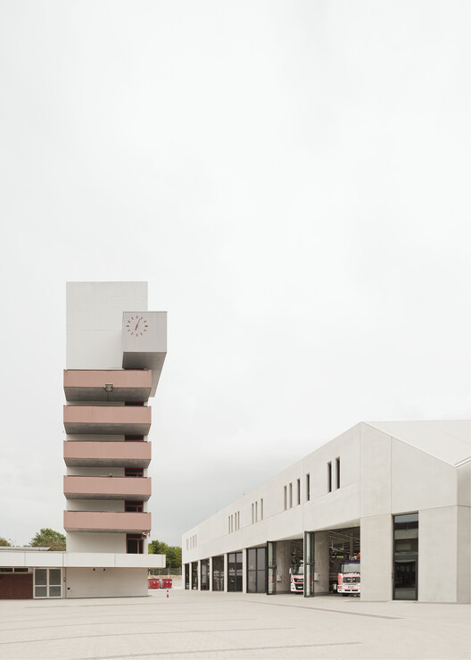 Спасательно-диспетчерский центр Фульды / Steimle Architekten - Экстерьерная фотография