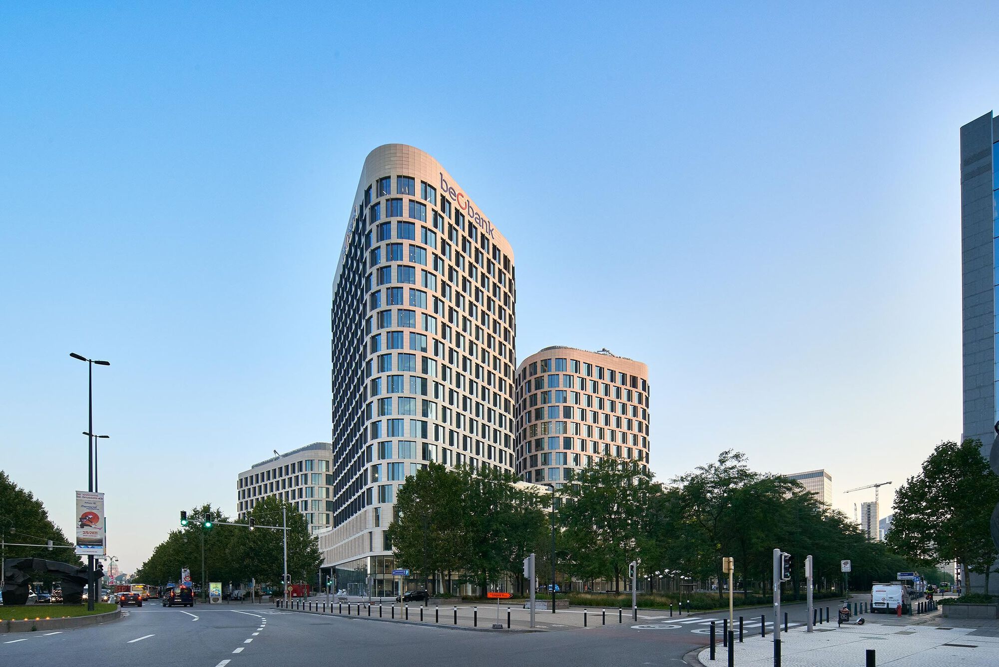 Quatuor Building / Jaspers-Eyers Architects
