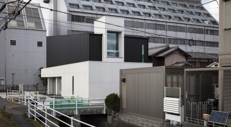 Vista House / ФОРМА |  Kouichi Kimura Architects - Фотография интерьера, кухни, окон, фасада