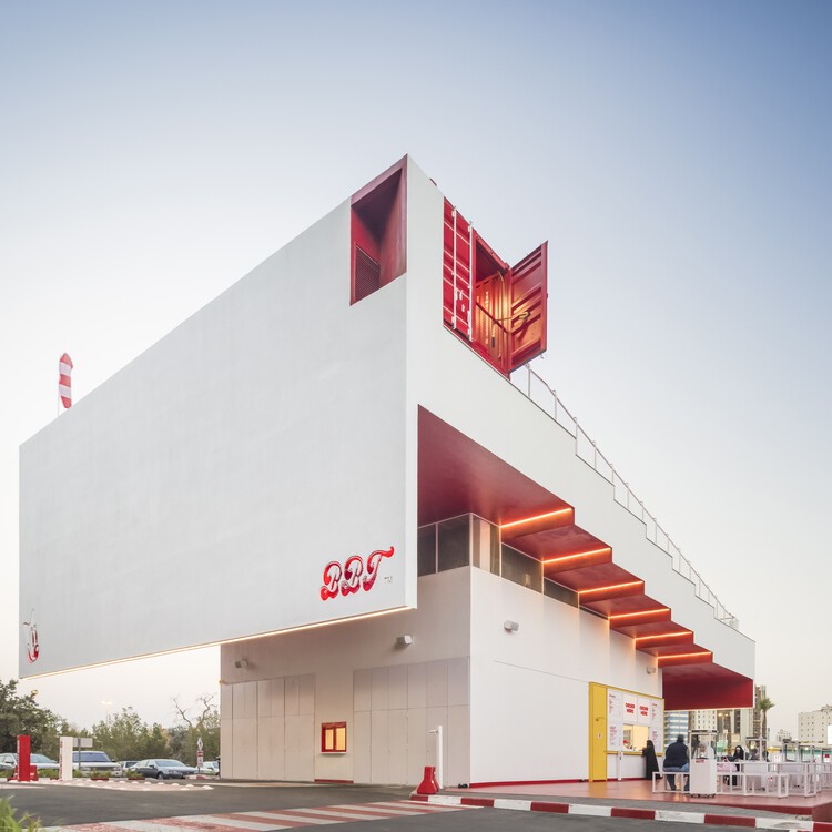 Ресторан BBT Hilltop / TAEP/AAP – фотография экстерьера, фасада