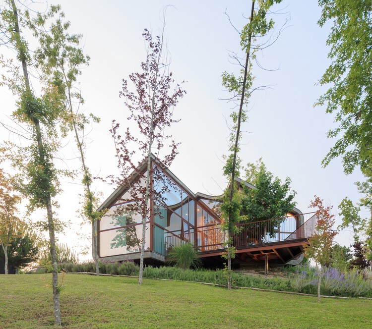 Lavandeira Douro Nature & Wellness / FCC Arquitectura — Фотография экстерьера, окна