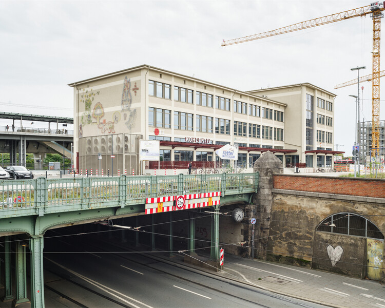 Kohlektiv Nürnberg / AFA - Фотография экстерьера, окон, фасада