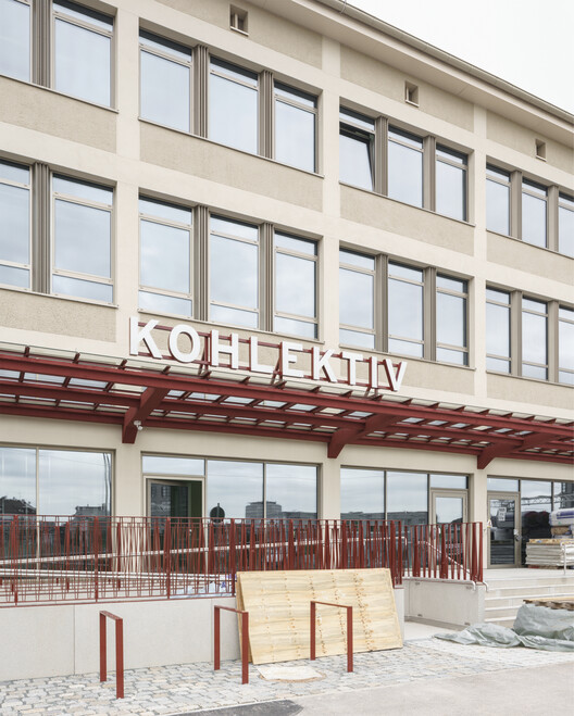 Kohlektiv Nürnberg / AFA - Фотография интерьера, окон, фасада