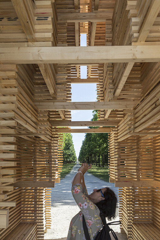 Коллектив Павильон / Christoph Hesse Architects - Фотография интерьера, балка