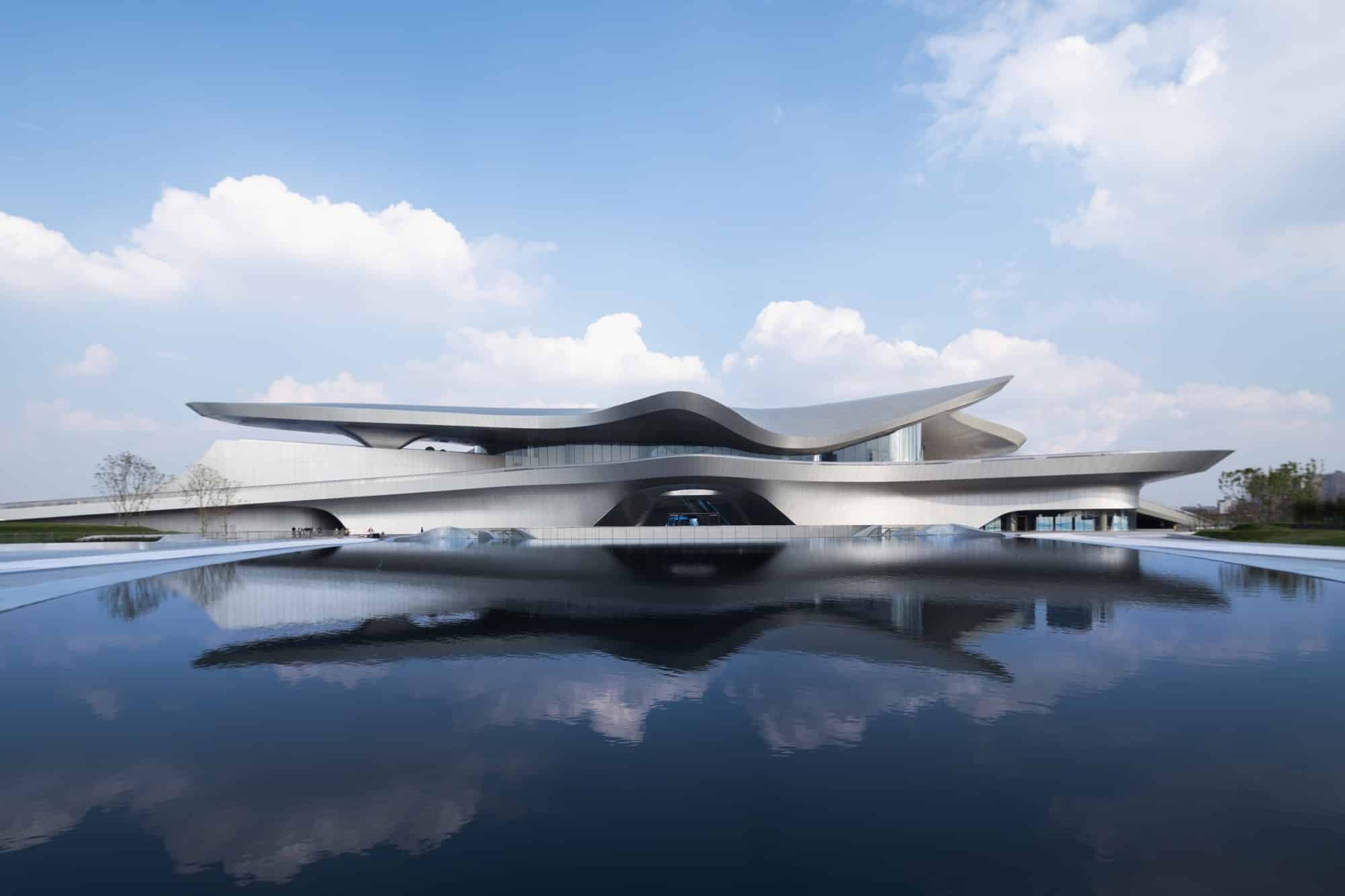 Музей научной фантастики Чэнду / Zaha Hadid Architects