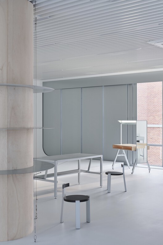 NONSCALED Studio Space / TCTC — Фотография интерьера, кухня, стул
