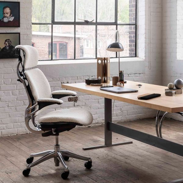 Humanscale сотрудничает с Kvadrat в глобальном сотрудничестве