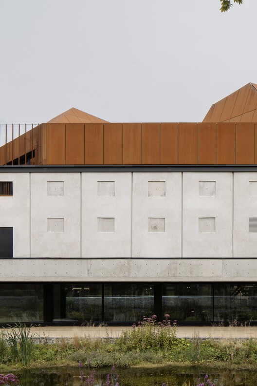 Церковь Дубового ликеро-водочного завода / ODOS Architects - Фотография экстерьера, фасад