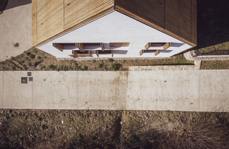 Жилье в Гарральде / Назарете Гутьеррес Франко + Родриго Нуньес Arquitectos - Фотография интерьера