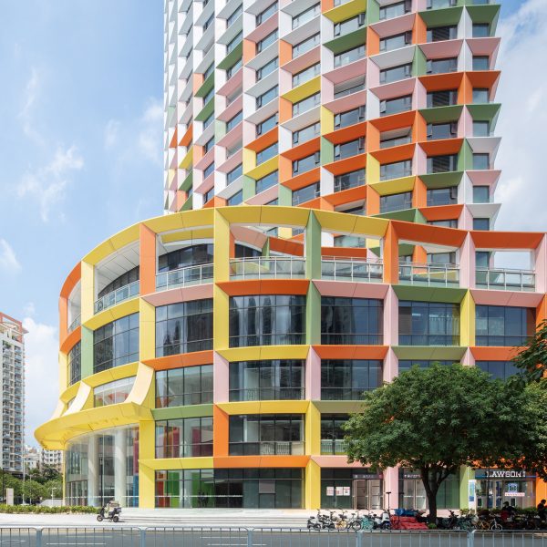 MVRDV превращает башню Шэньчжэня в женский и детский центр