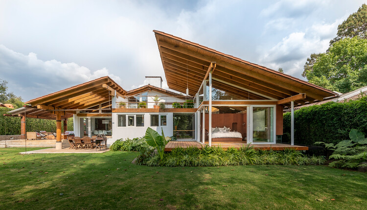 Valley Expansion House / Studio Heya - Фотография экстерьера, окна, фасад