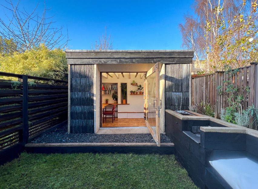 Главный фасад The ​​Garden Retreat от студии Environmental Design Studio