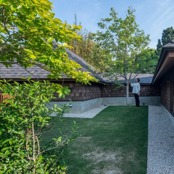 TSC Architects отдает предпочтение видам на сад как альтернативе «страшному» стоматологическому кабинету