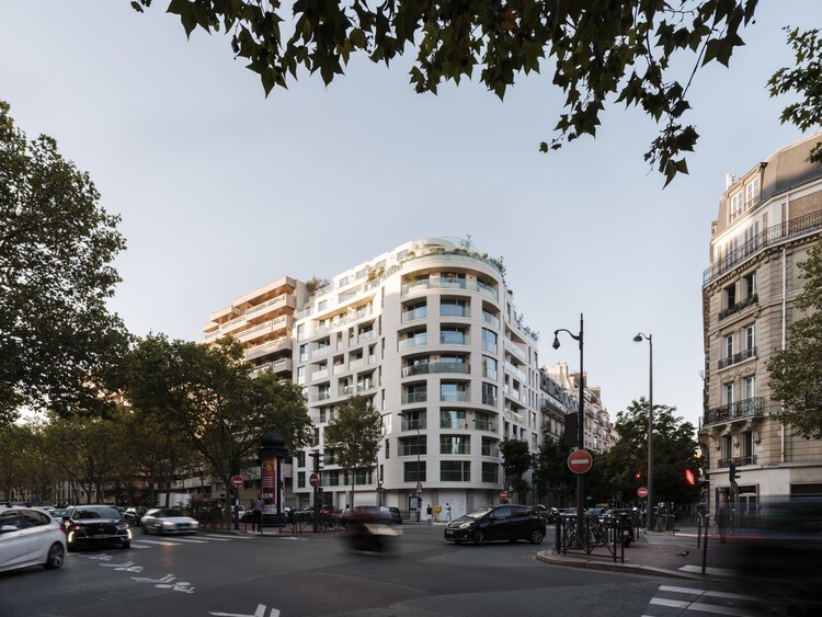 Здание Exelmans Michel-Ange / Stefan Architecture - Экстерьерная фотография, окна, фасад, городской пейзаж