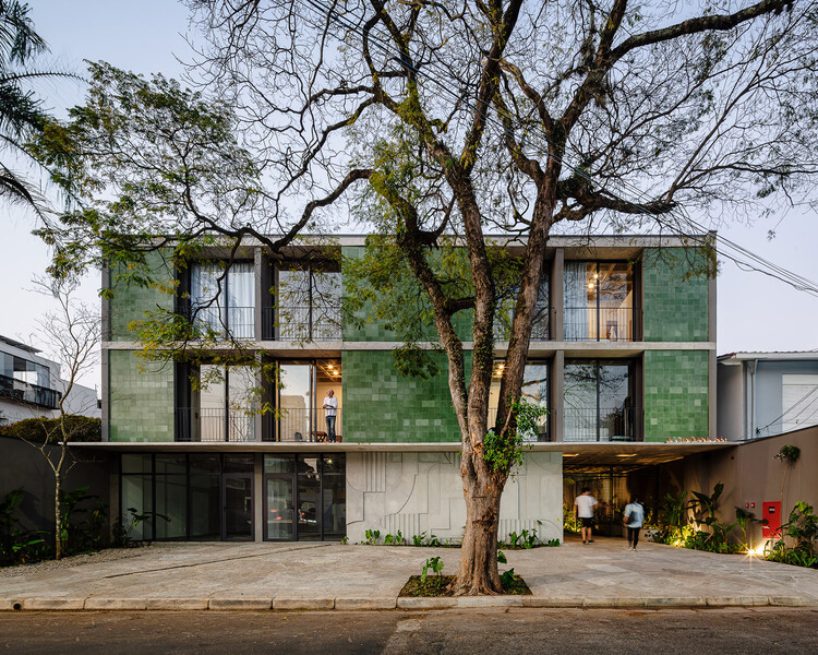 Здание Tico Indiana / Terra e Tuma Arquitetos Associados — фотография экстерьера, окон, фасада
