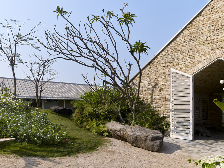 Plantation Retreat / Архитектура BRIO - Фотография экстерьера, фасад, окна