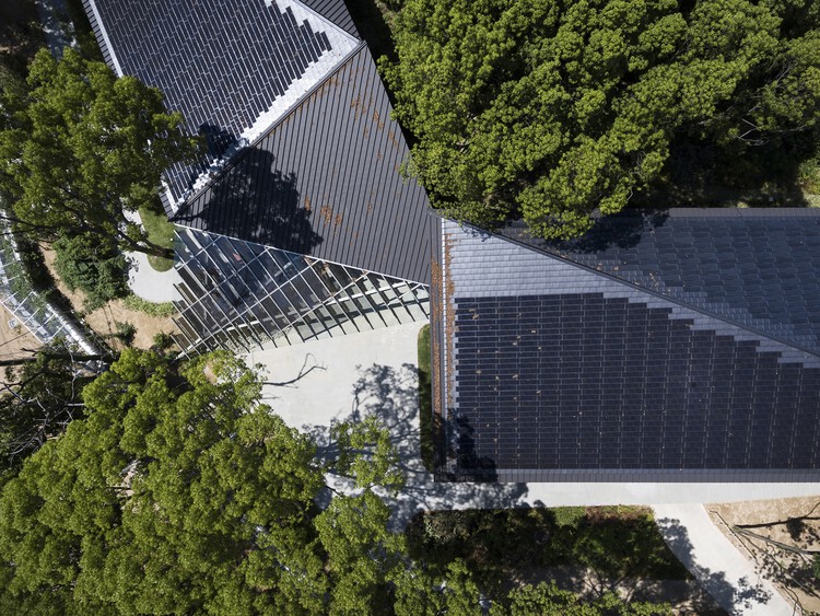 Оздоровительный центр KANEKA / Kengo Kuma & Associates + TAISEI DESIGN Planners Architects & Engineers - Экстерьерная фотография