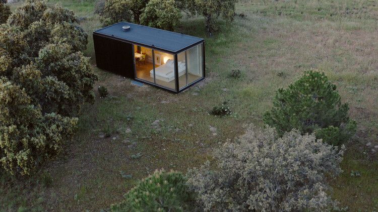 Tini S Cabin / Tini - Фотография Экстерьера, Окна, Лес