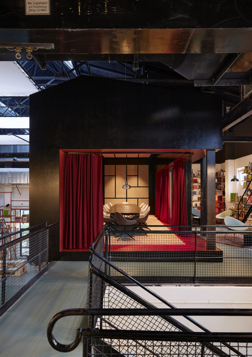 Промышленное офисное здание от De Winder Architekten