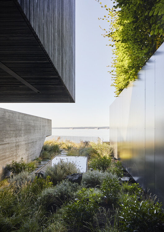Liminal House / Современные дома Маклеода Бовелла - фотография экстерьера, фасад