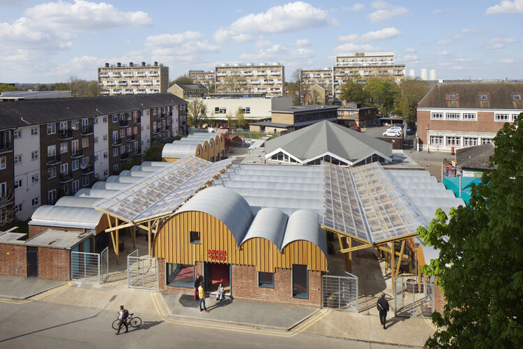 Angel Yard / Jan Kattein Architects - Экстерьерная фотография, окна, фасад