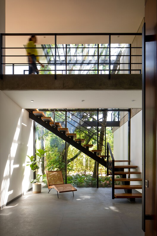 Floresta House / DB Estudio de Arquitectura - Фотография интерьера, окна