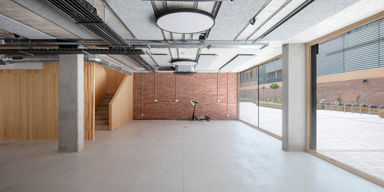 Офисы KNEM / b720 Fermín Vázquez Arquitectos - Фотография интерьера, кухня