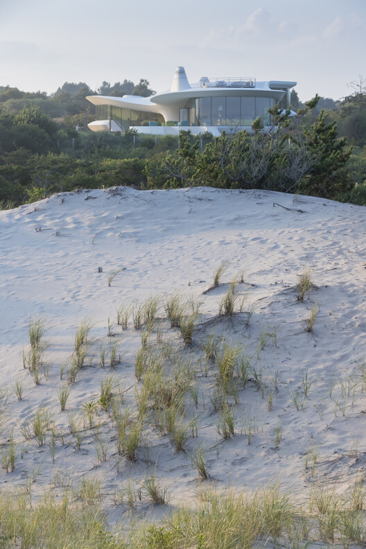 Blue Dream House / Diller Scofidio + Renfro - Экстерьерная фотография, набережная, побережье