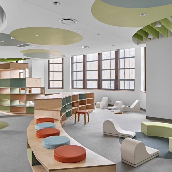 PLY+ и MPR Arquitectos превращают историческое здание Детройта в школу