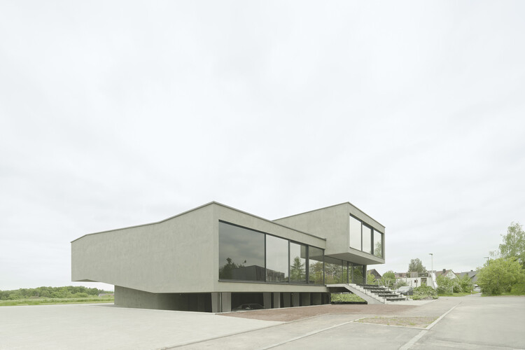 Работа среди классики – Новое офисное пространство / лароб.  studio für Architektur - Фотография экстерьера