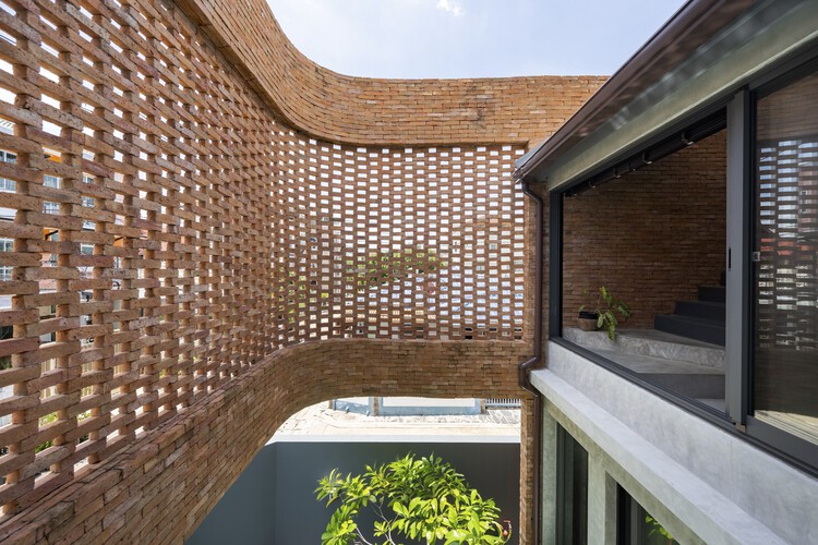 MYJ House / BodinChapa Architects - Экстерьерная фотография, кирпич, фасад