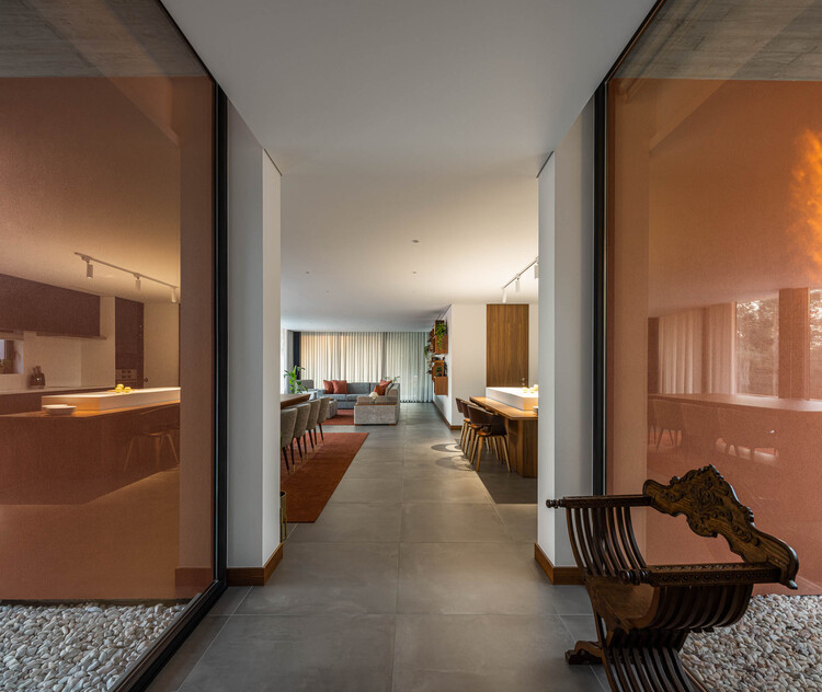 TM House / Inception Architects Studio - Фотография интерьера, стул