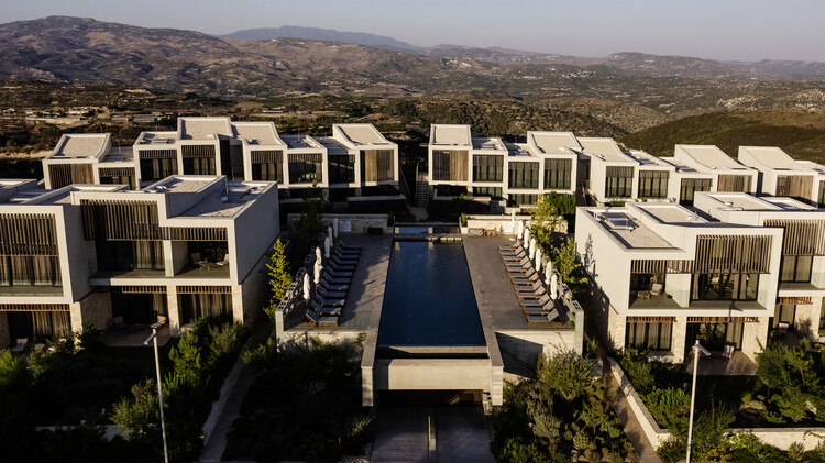 Minthis Hills / Woods Baggot - Фотография экстерьера, окна, фасад