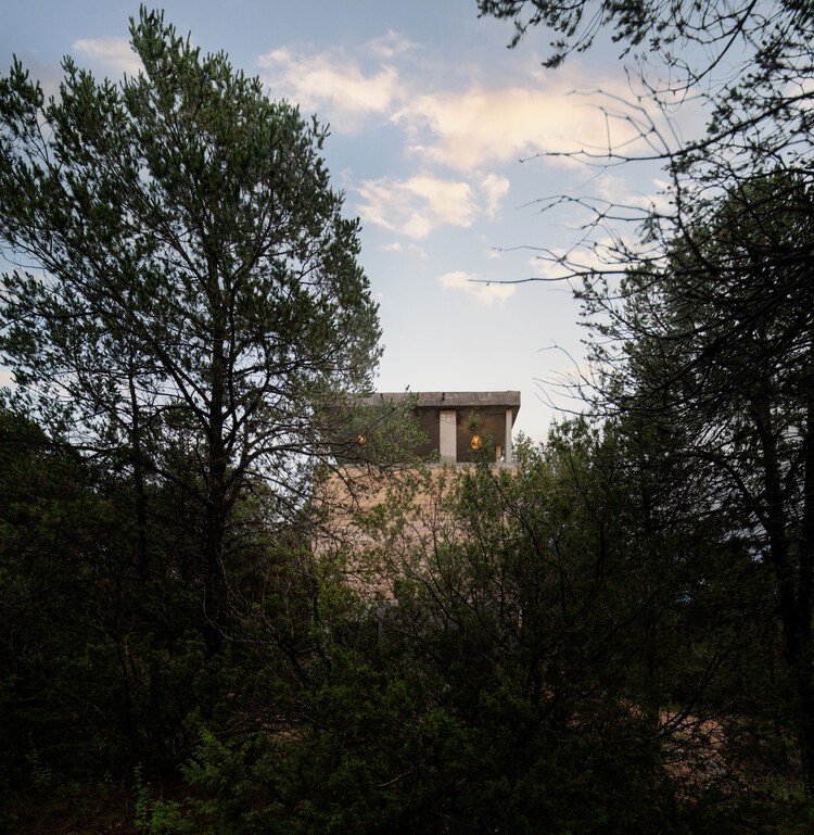 Дом Valle de la Plata / RAG arquitectos - Фотография Экстерьера, Окна, Лес